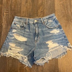 American Eagle Highest Rise 90s Boyfriend Short